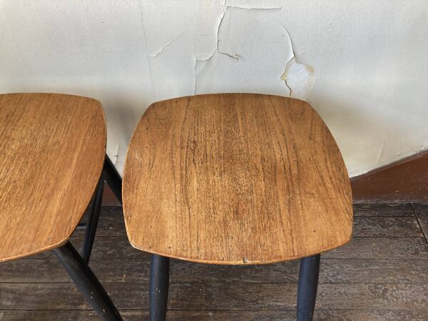 Paire de tabourets, chevets scandinaves en plywood et bois noirci, 1960