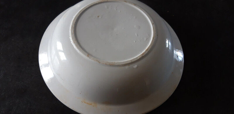 Hollow round dish year 1970
