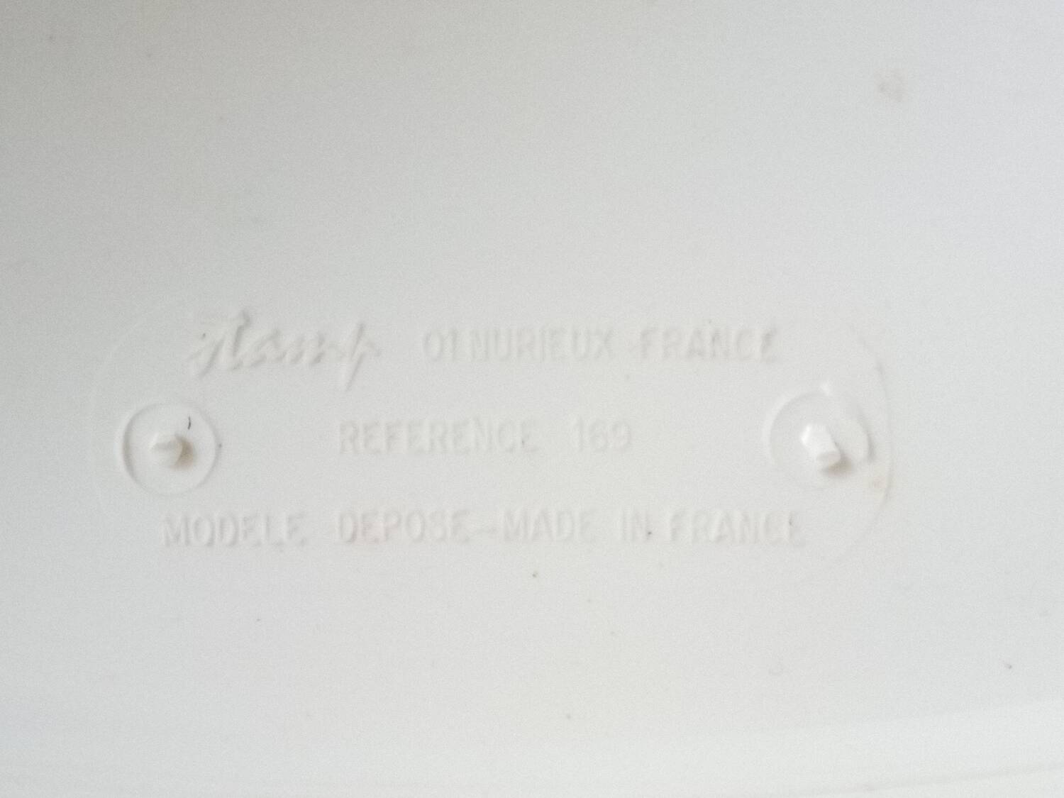 White tam-tam stool, Stamp edition