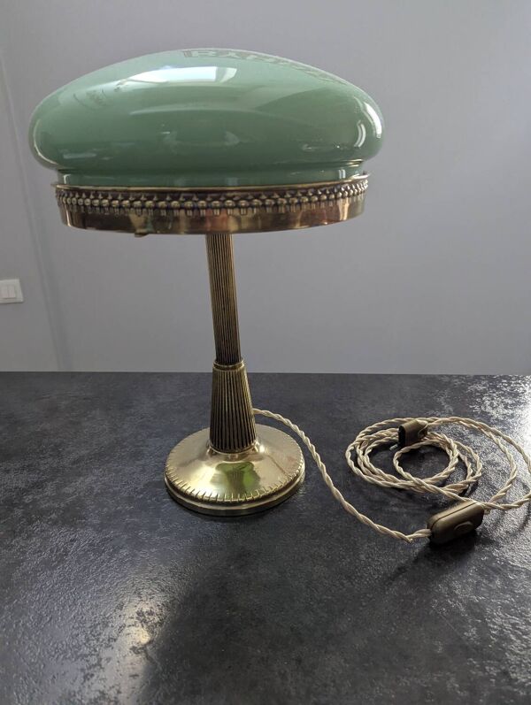Ancienne lampe à poser second Empire Napoléon III 1870 laiton opaline