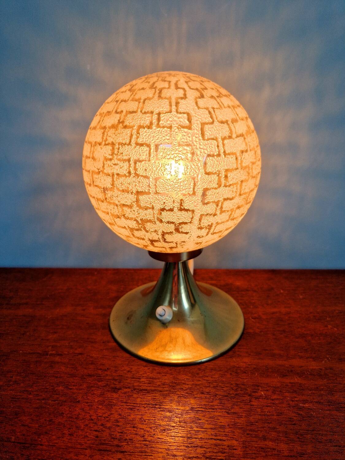 Space Age brass and textured glass table lamp, 1970s