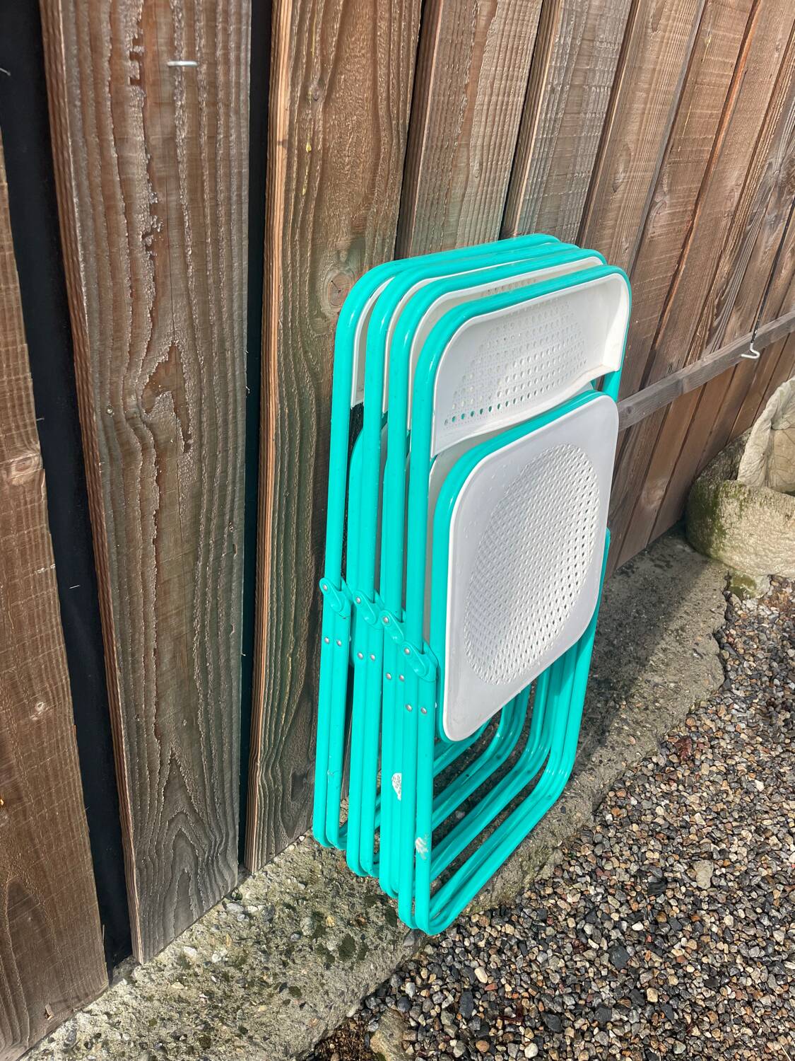 4 vintage 80's folding chairs