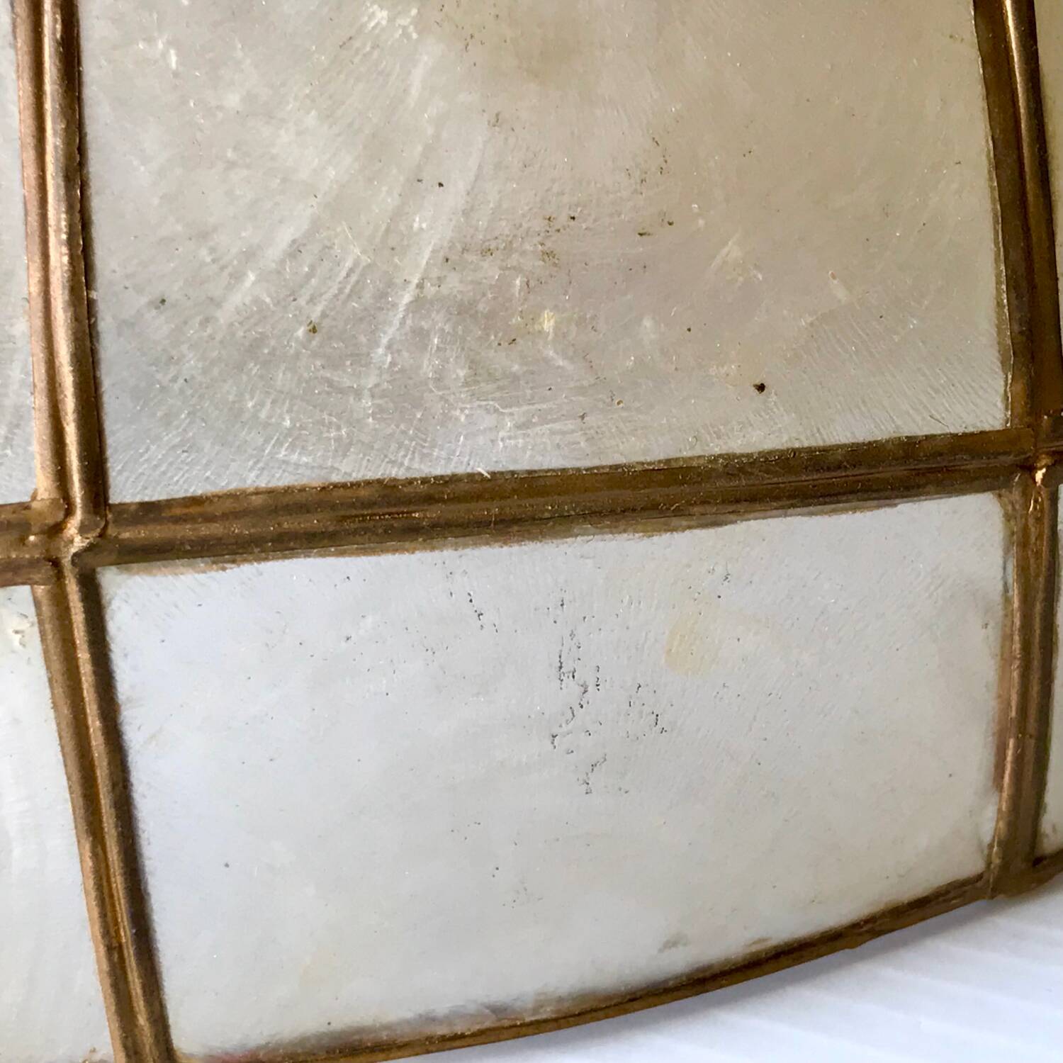 Applique murale en nacre et laiton vintage
