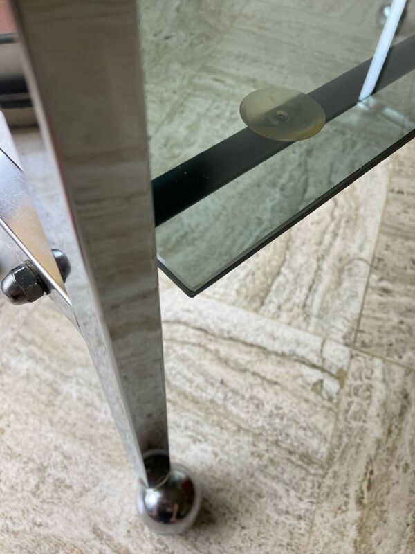 Desserte vintage chromée, 2 plateaux en verre fumé