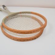Paire de raquettes de badminton vintage, vers les années 1970.