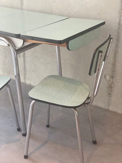 Table formica extensions 150 cm with 4 seats