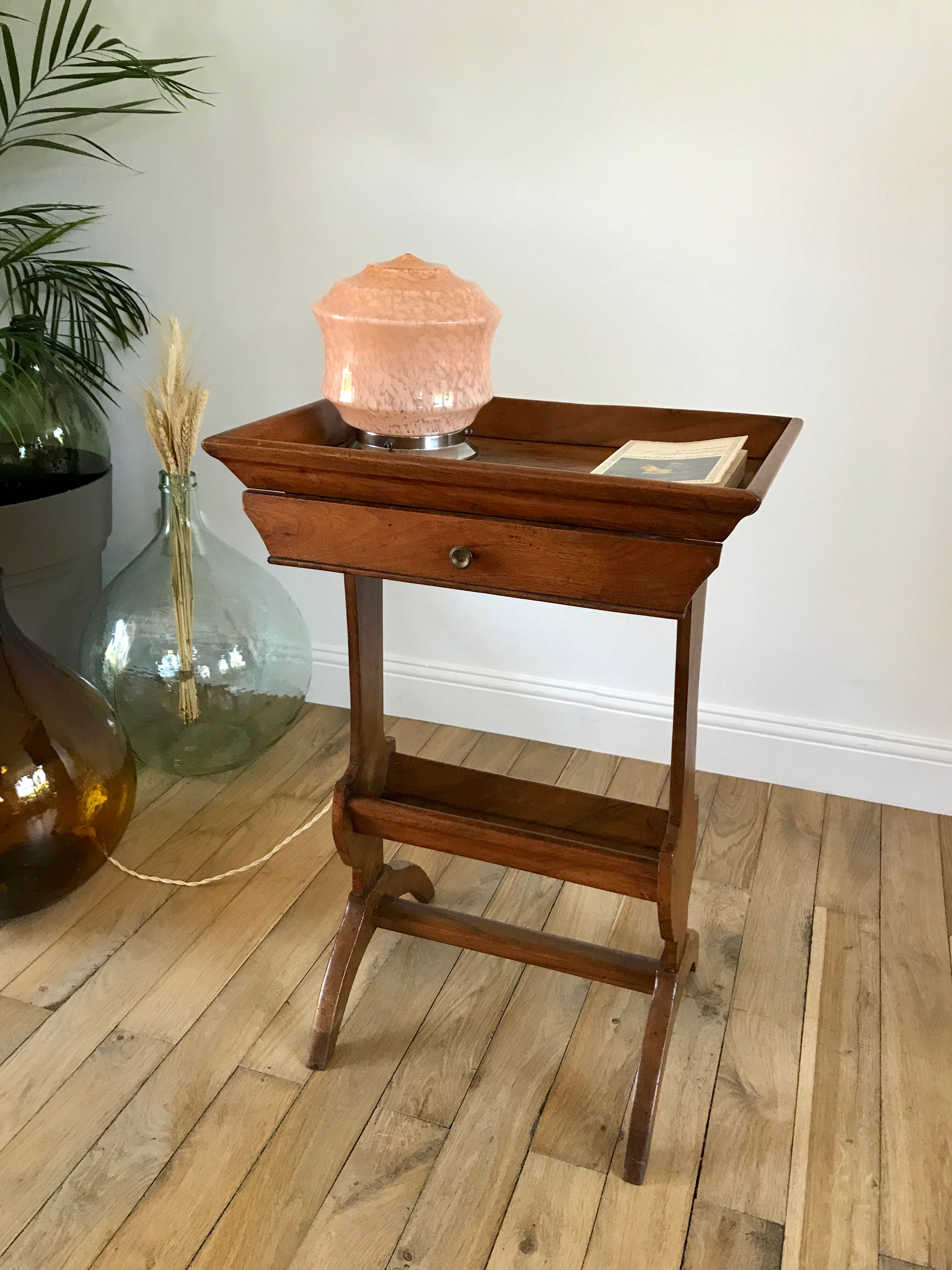 Bedside table / side cabinet in oak late nineteenth century
