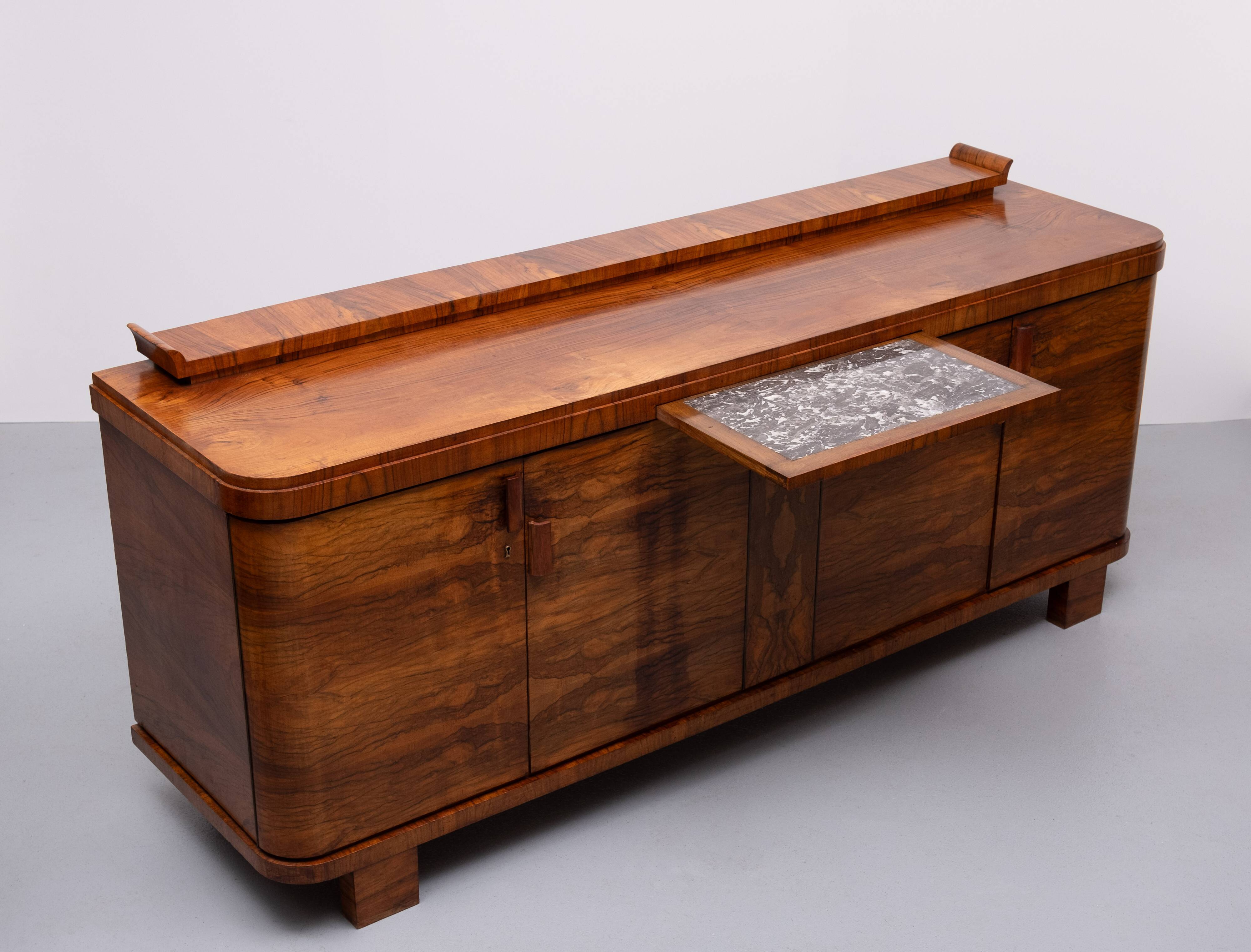 Art Deco sideboard in French burl