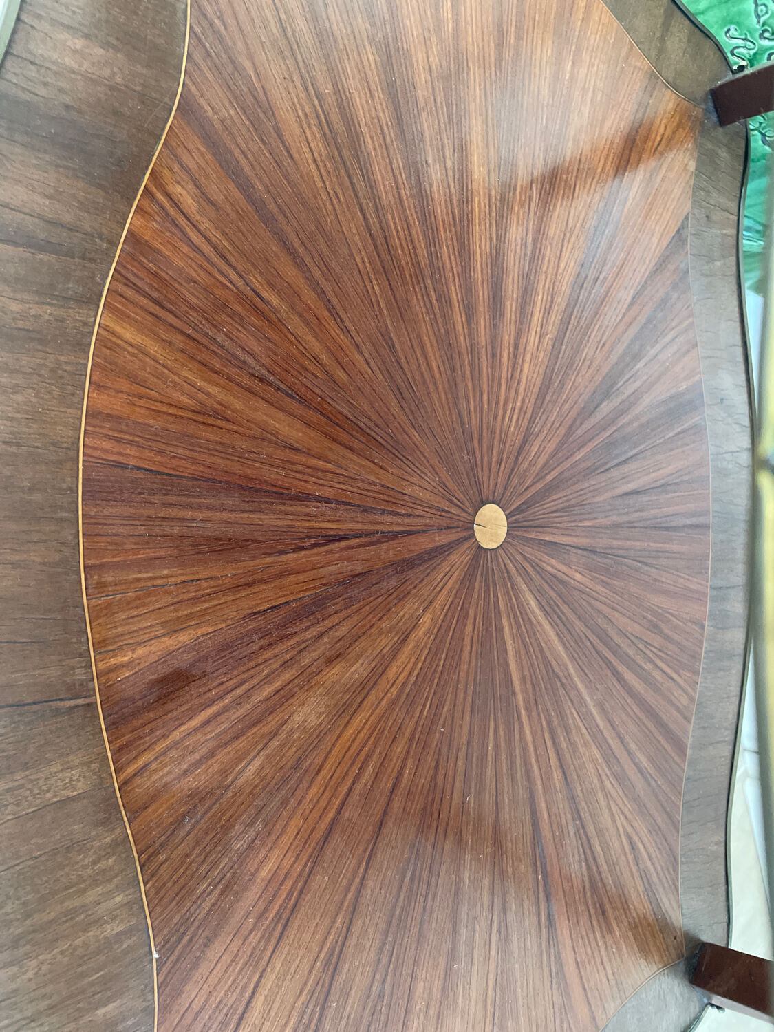 Guéridon table à thé style Louis XV