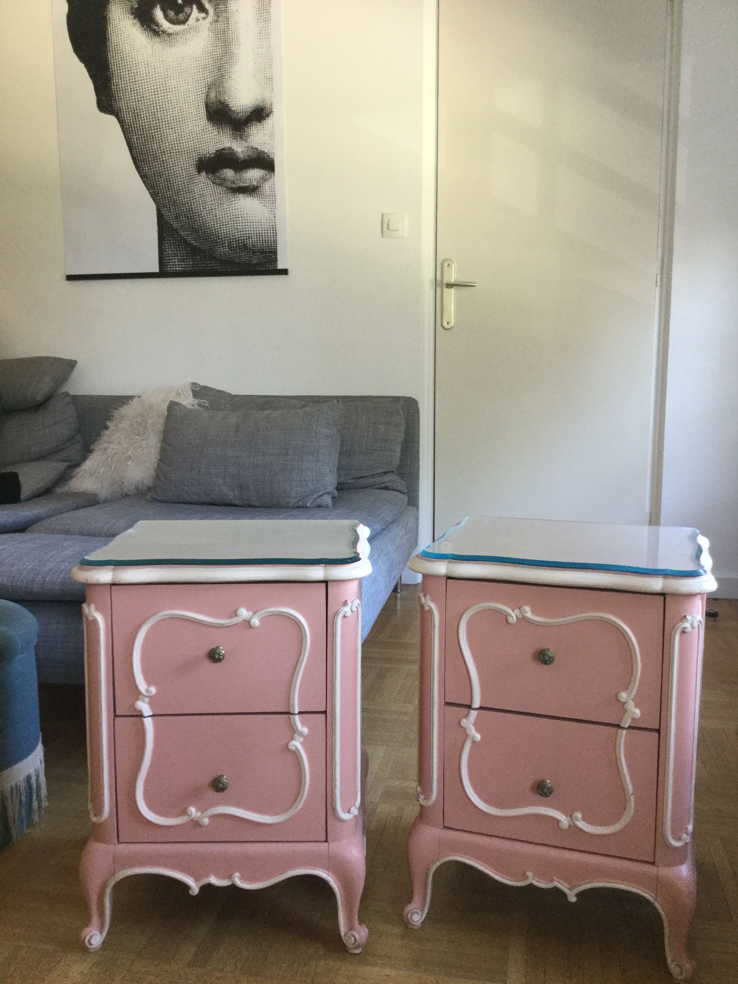 Set de deux chevets des années 60 rose poudré
