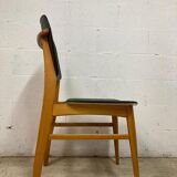 Chaise vintage : bois et cuir skai noir