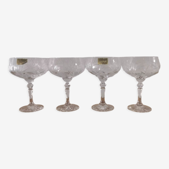 4 coupes à champagne en cristal de bohême taillé claudia