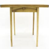Drop Leaves table
