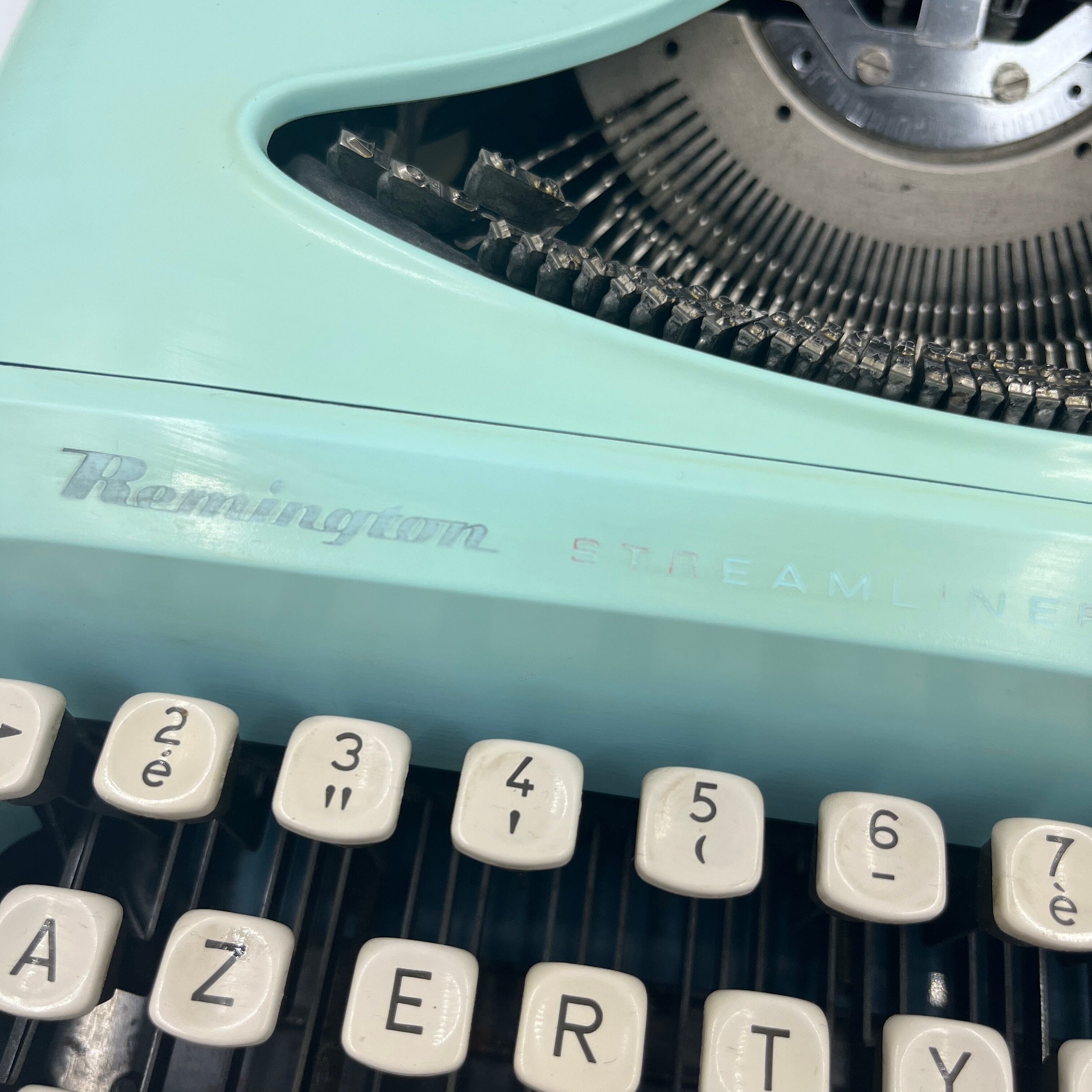 Machine à écrire Remington streamliner vert pistache