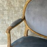 Banquette en bois doré sculpté et mouluré de style Louis XVI Époque XIX eme siècle