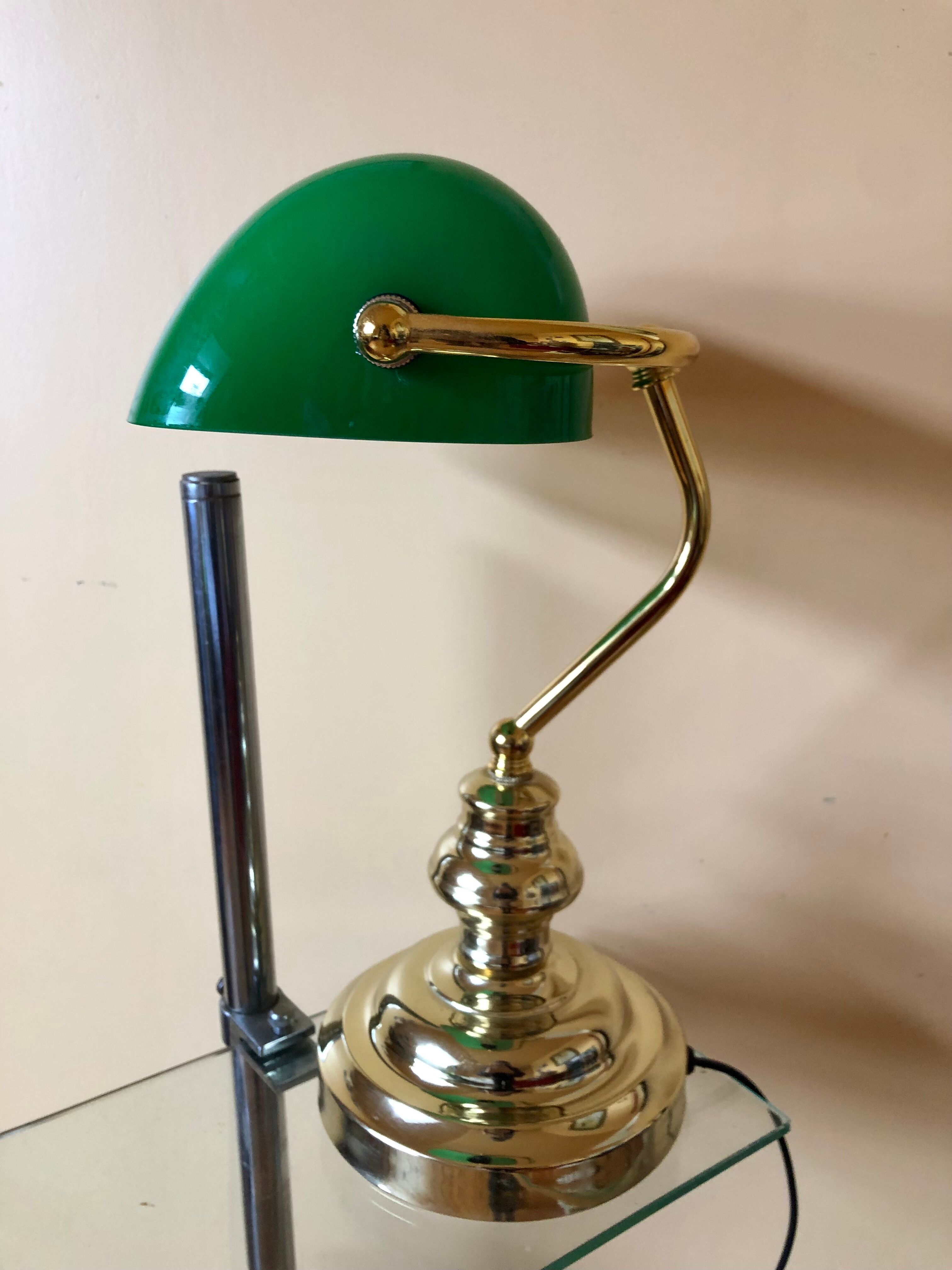 Notary lamp, banker in green opaline