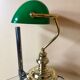 Lampe de notaire banquier en opaline verte