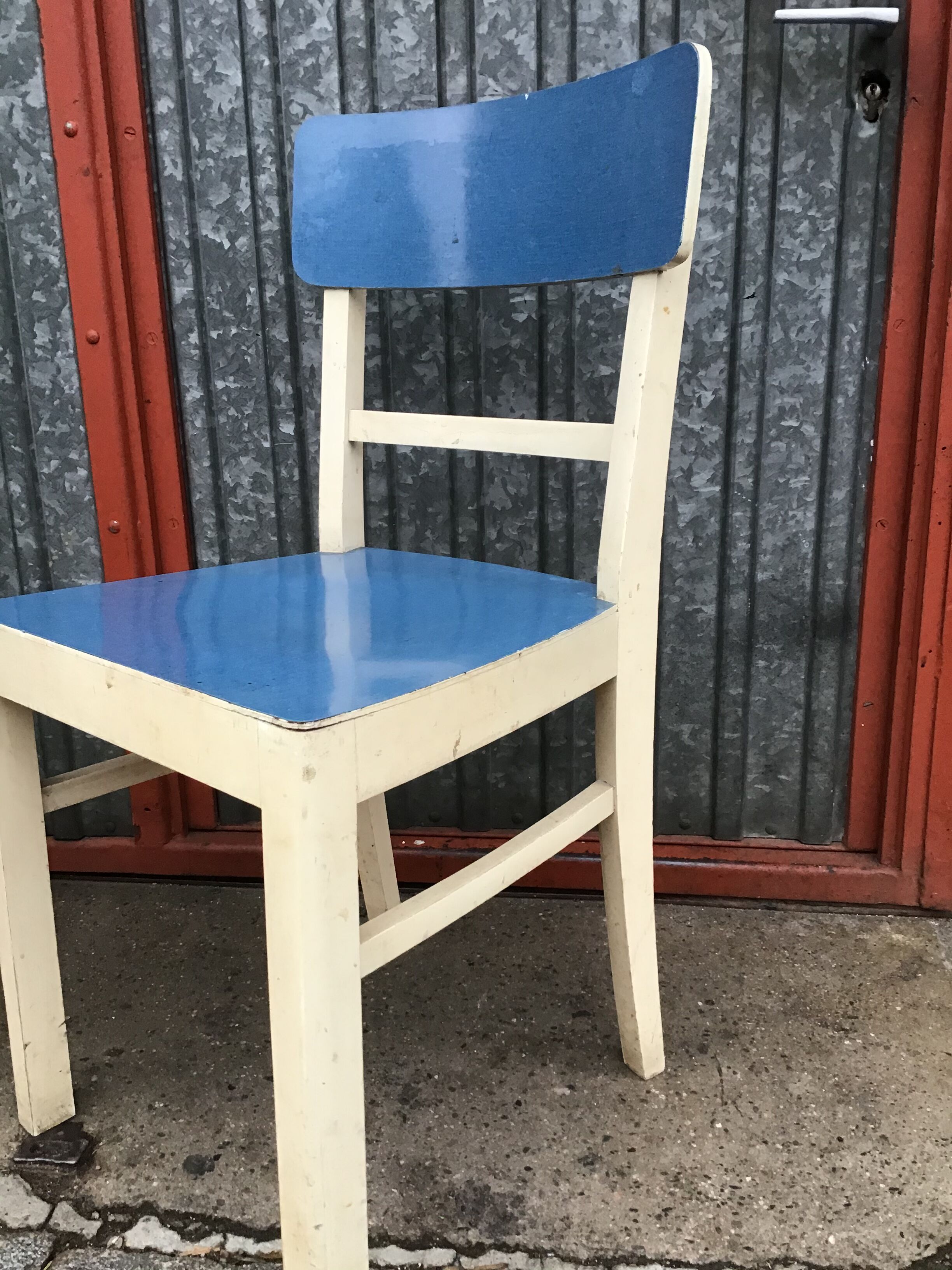 Paire de chaises en bois & formica vintage 1950