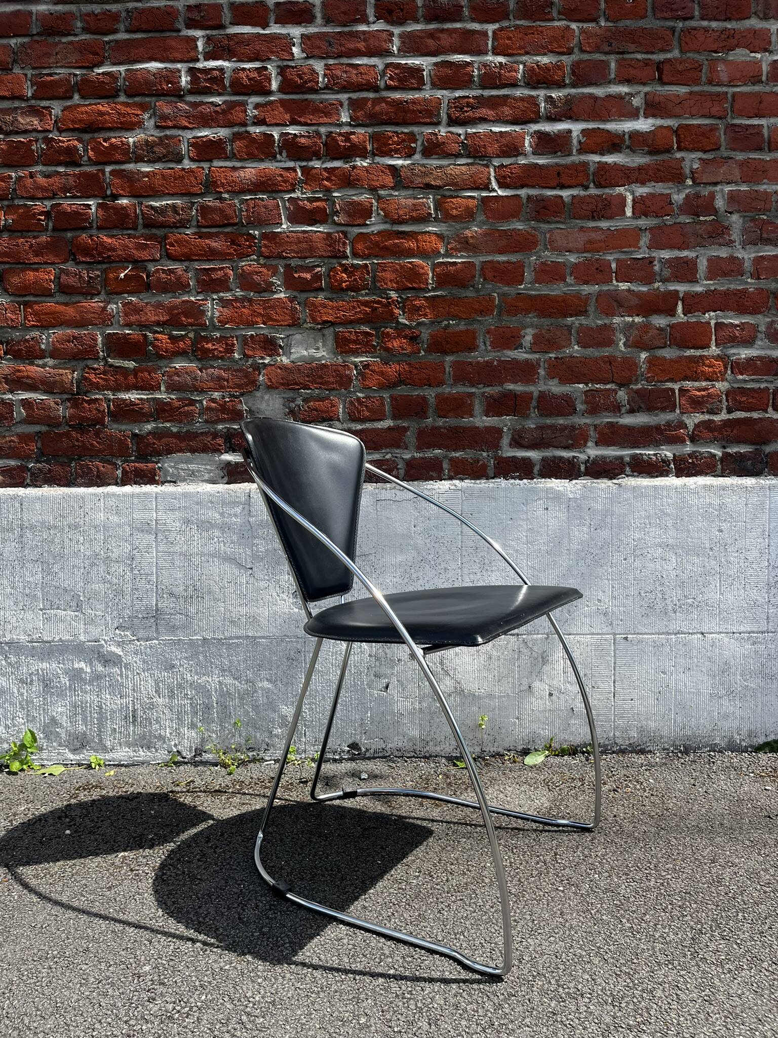 Vintage chrome and leather chair/armchair, Linda model by Arrben (Italy)