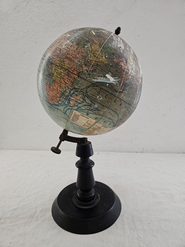 Globe terrestre J. Forest