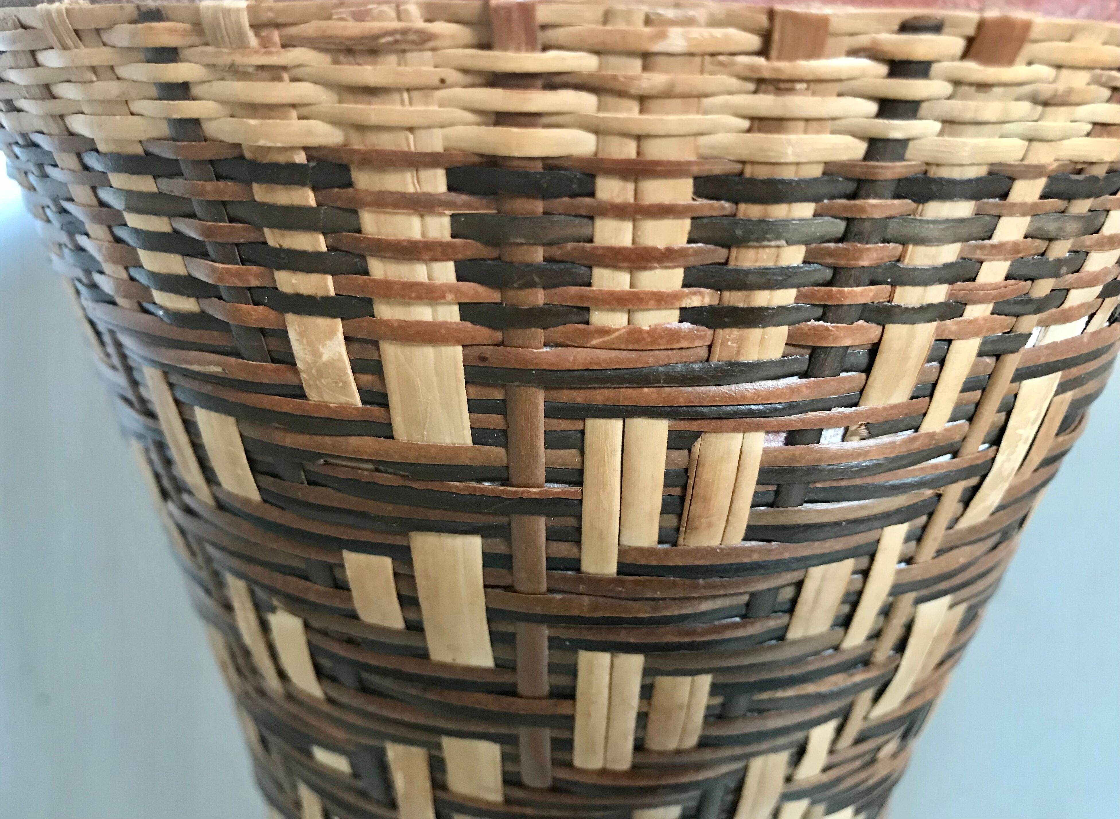 Diabolo vase in braided rattan 40cm