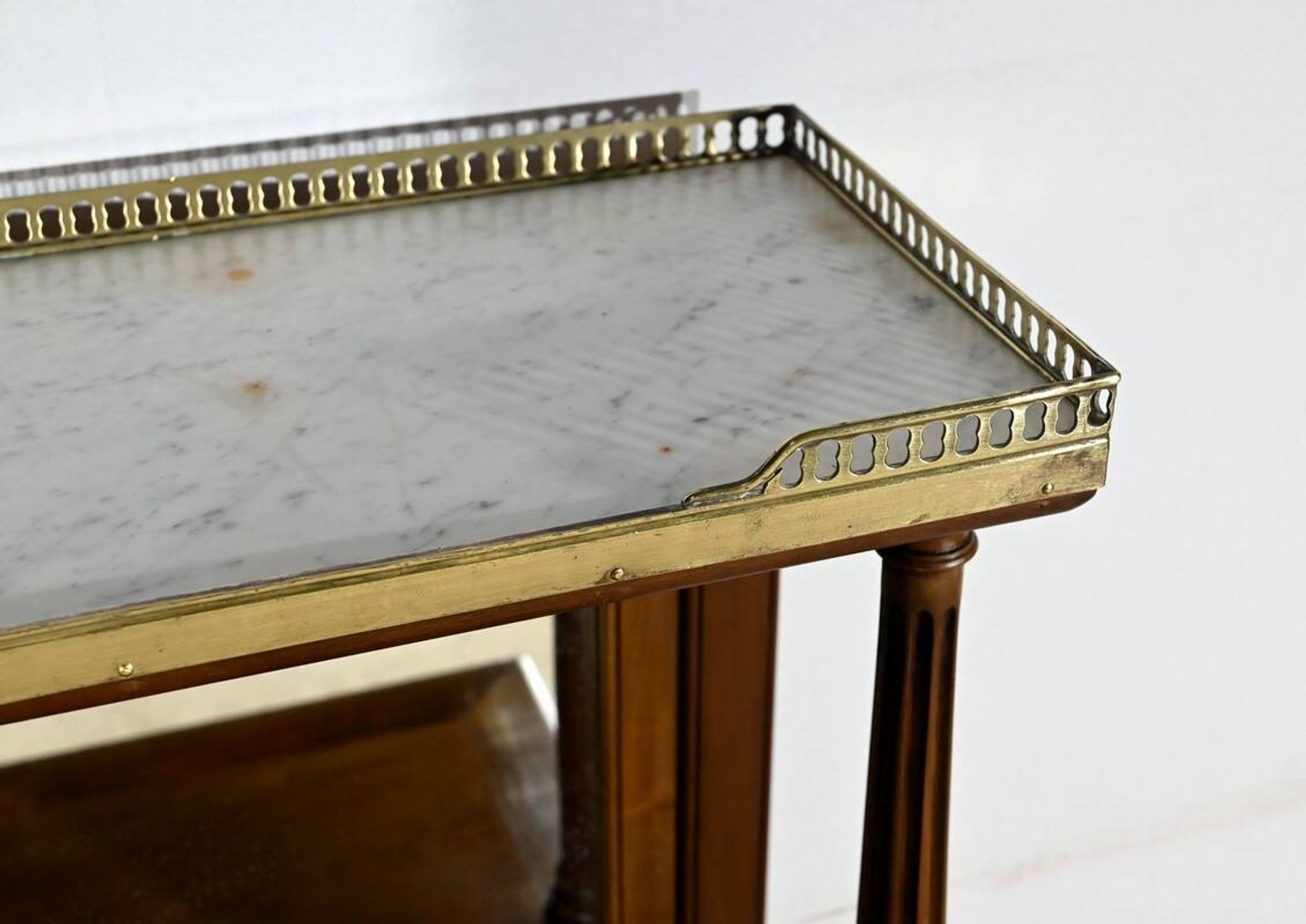 Table console en merisier, style Louis XVI, fin XIXème
