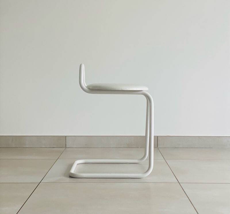 Tabouret blanc en metal et simili cuir