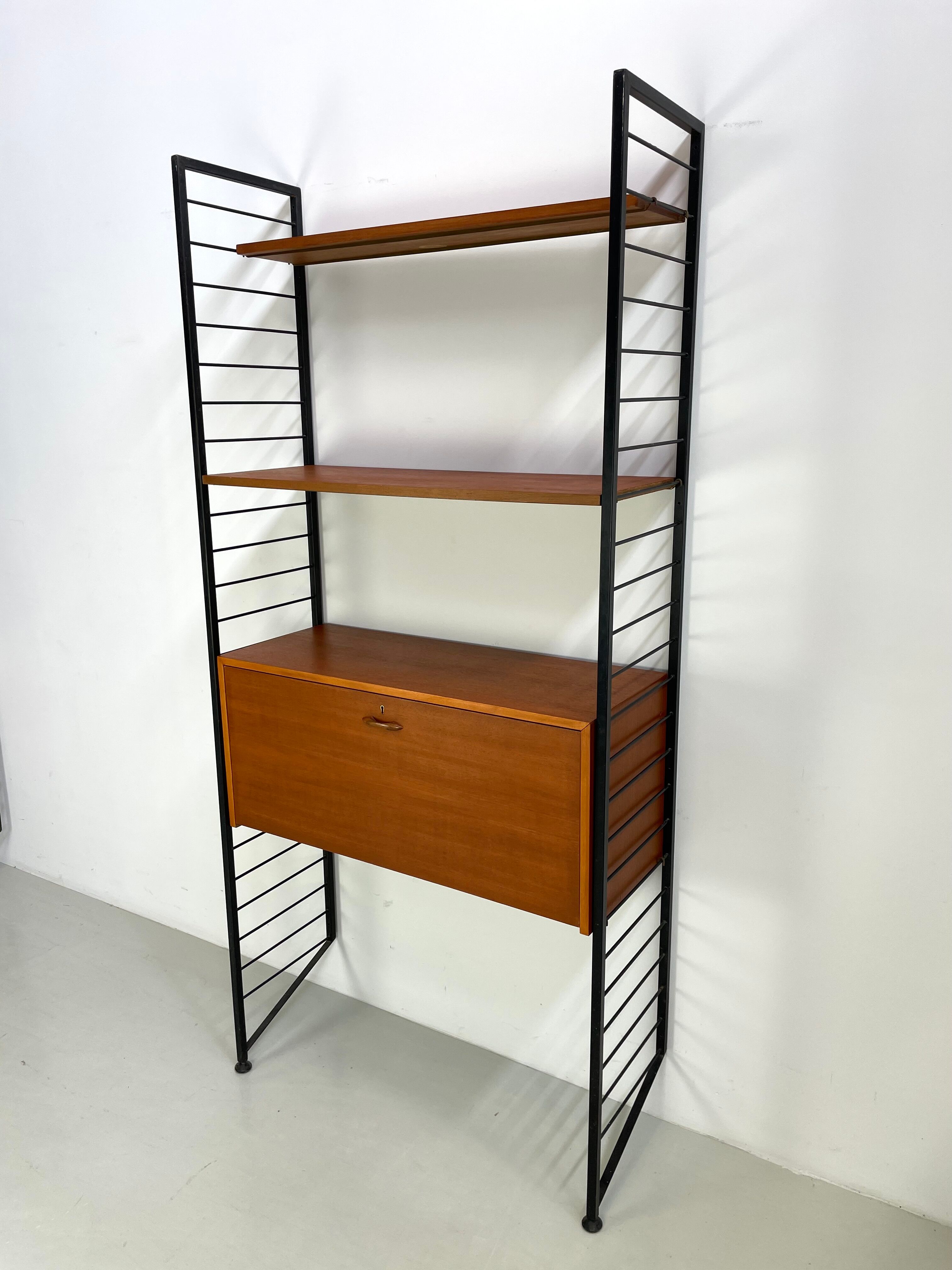 Vintage   wall unit Ladderax