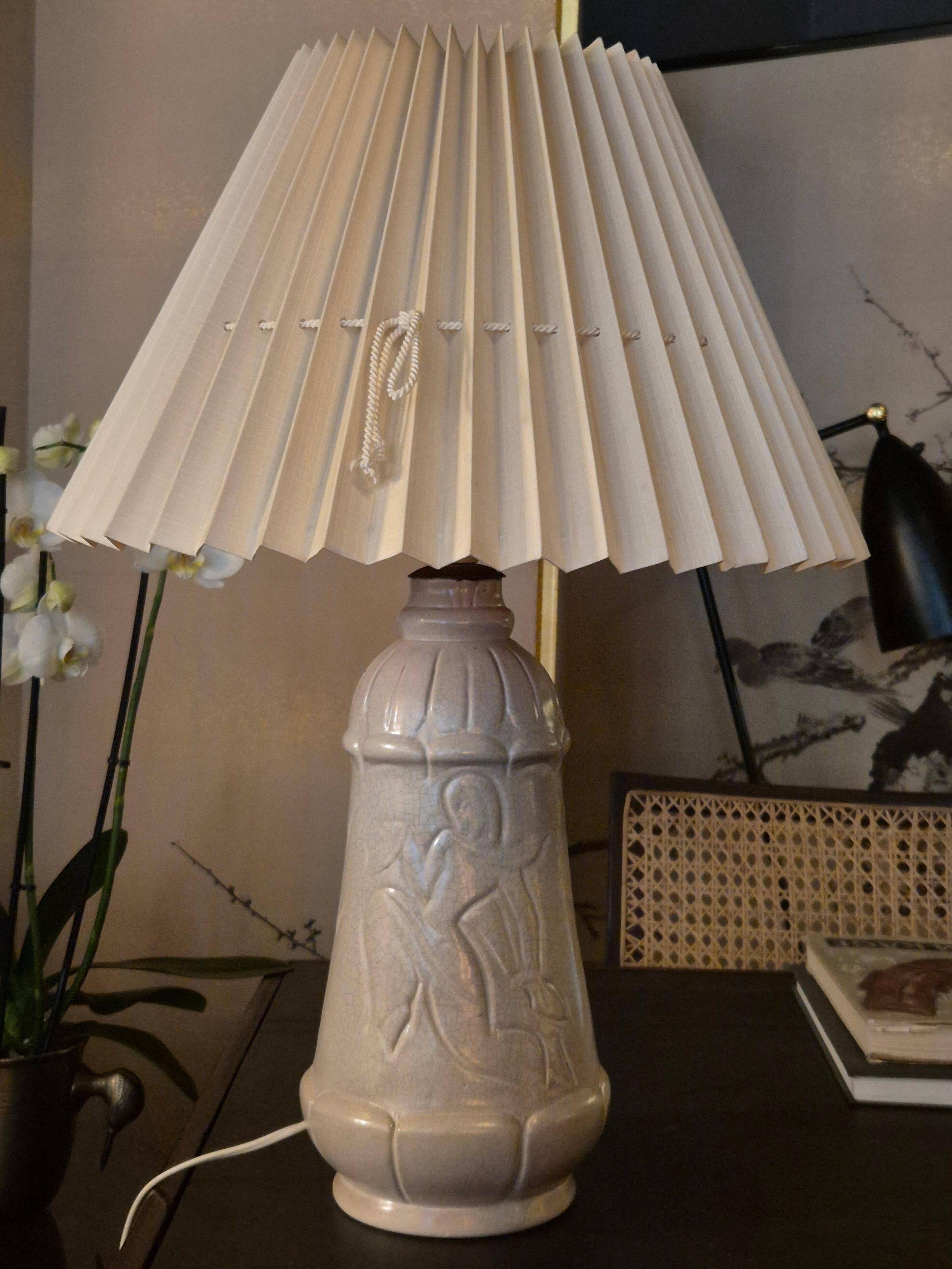Rare Swedish decorative table lamp by Whiting, in white glazed ceramic, by Maggie Wibom.