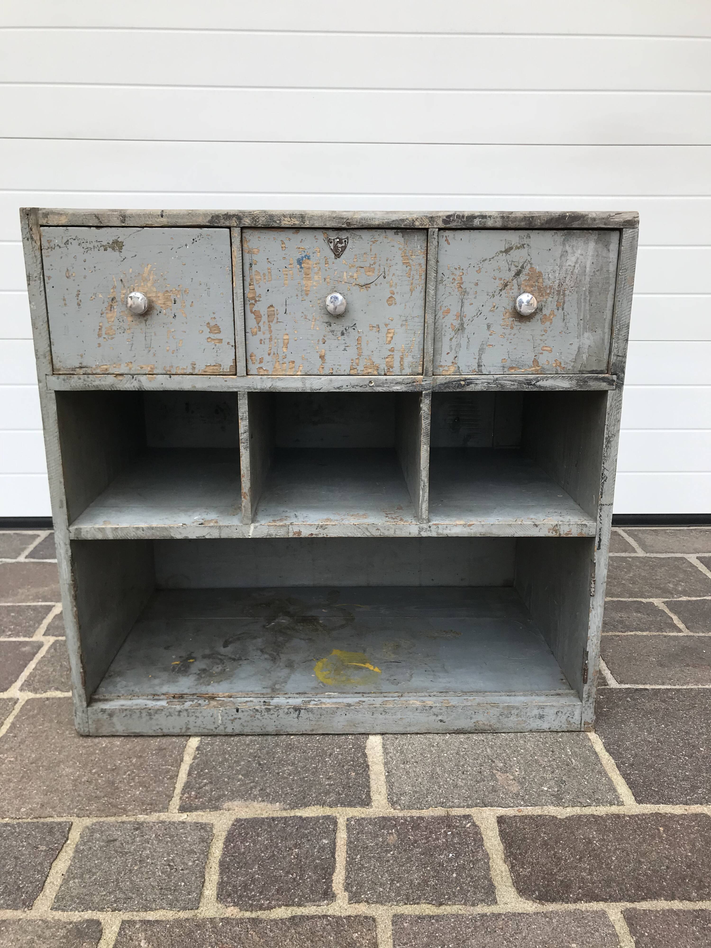 Drawer loom furniture