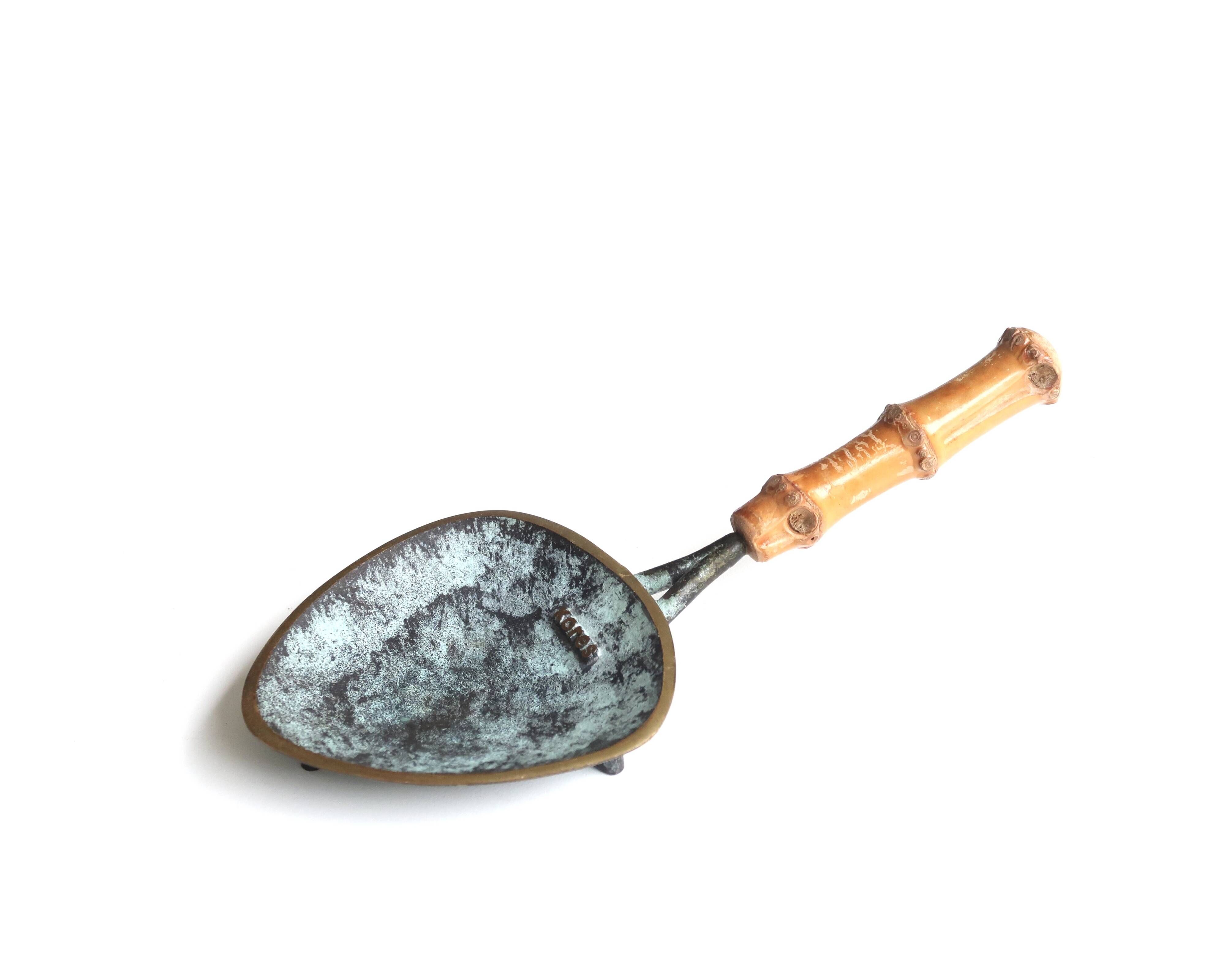 Austrian pocket tray in bronze and bamboo handle