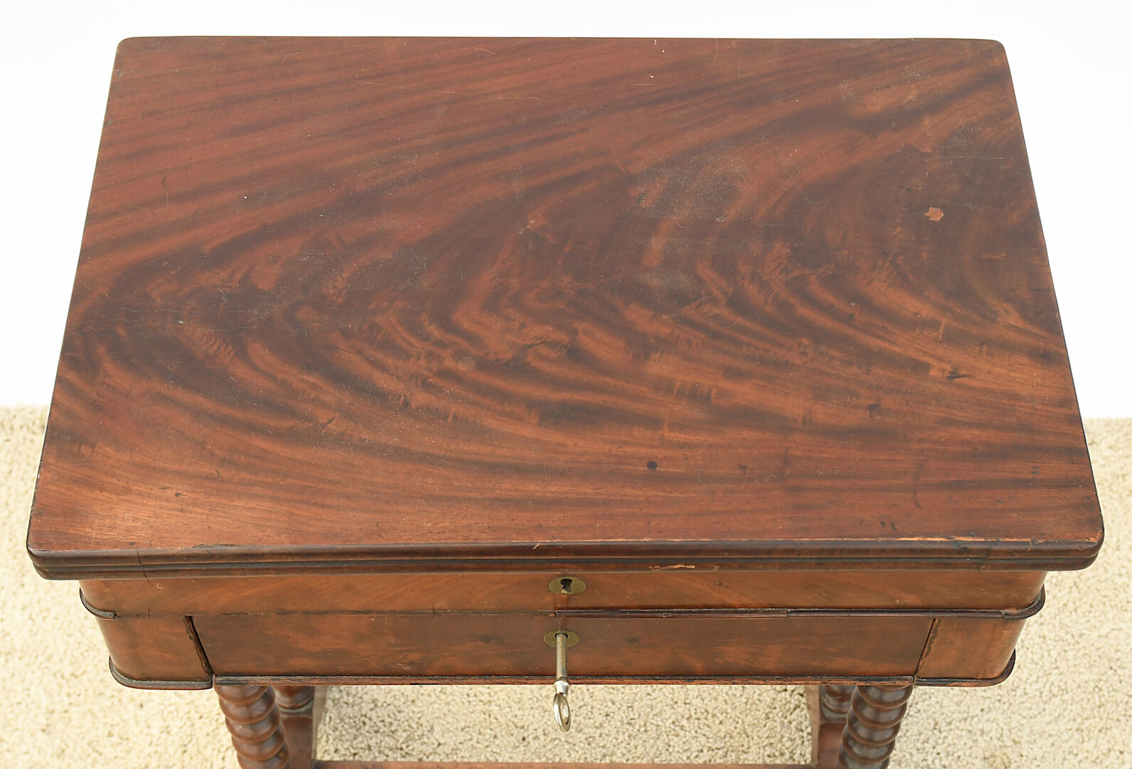 Mahogany worker Louis-Philippe era