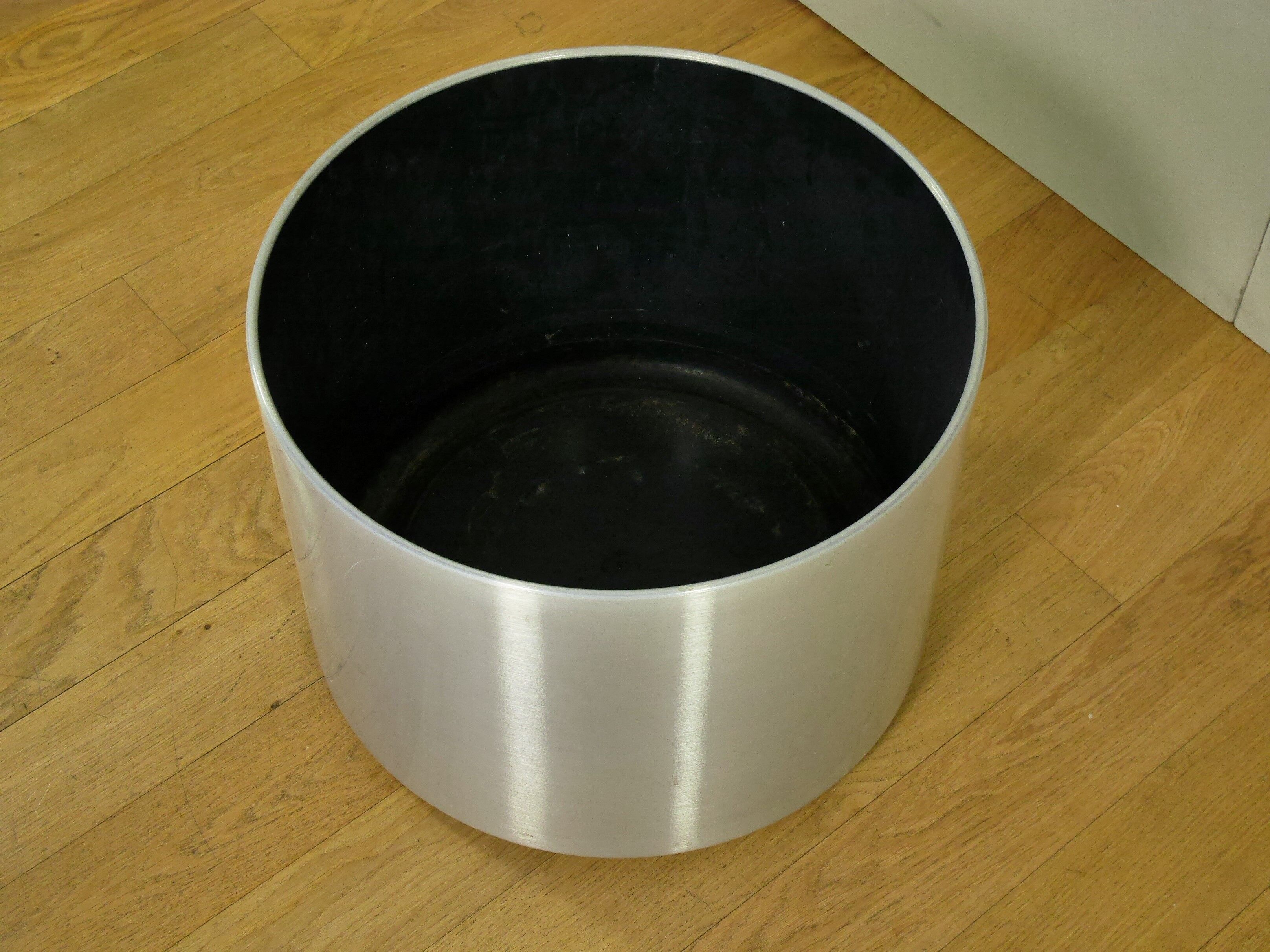 Pot for houseplant 70s stainless