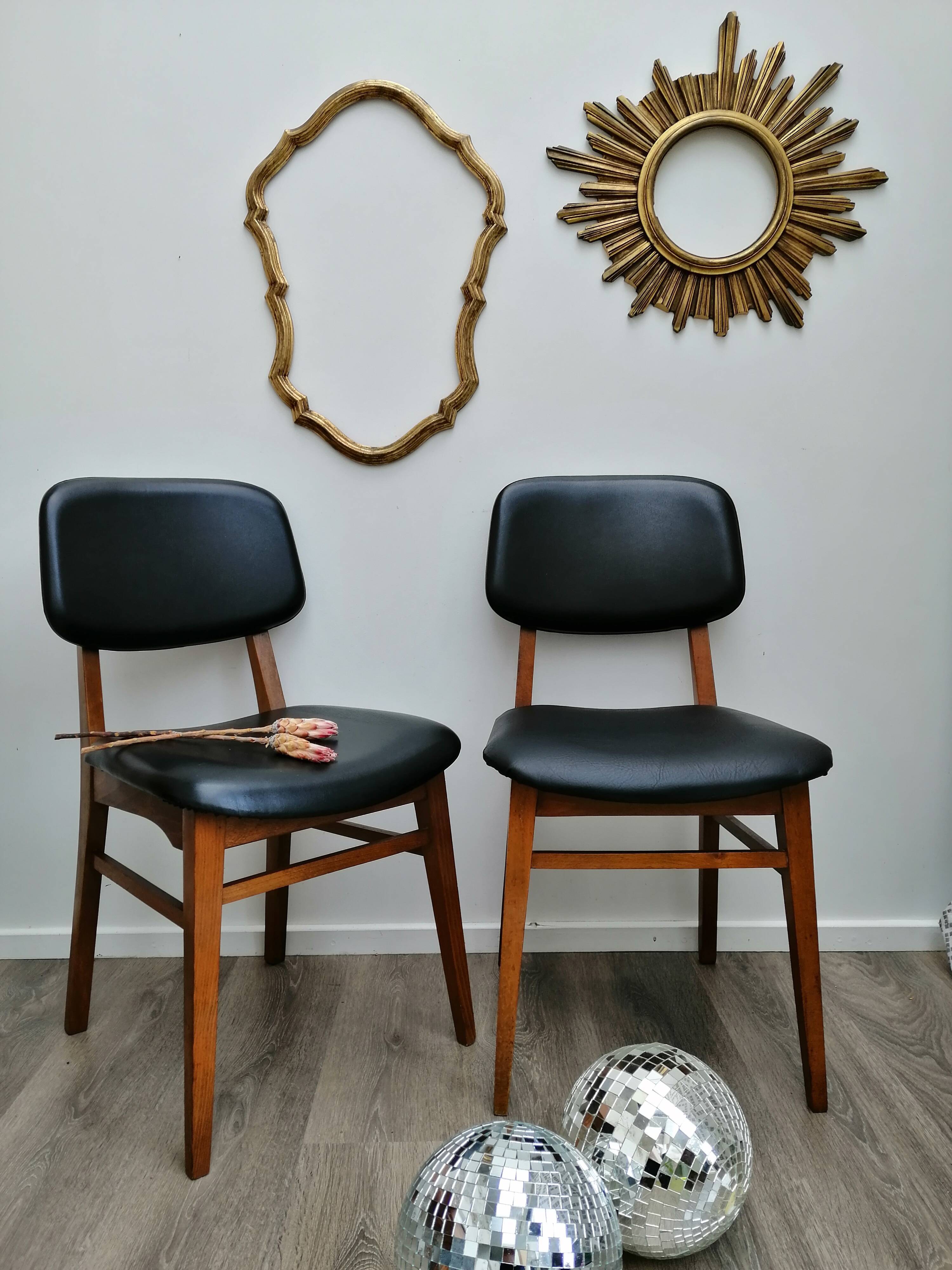 Pair of scandinavian chairs