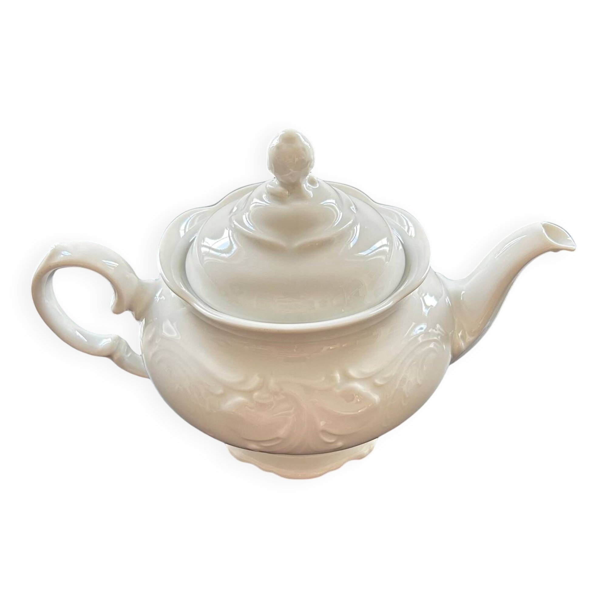 Baroque porcelain teapot