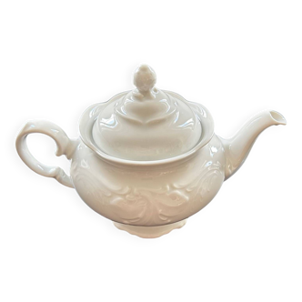 Baroque porcelain teapot