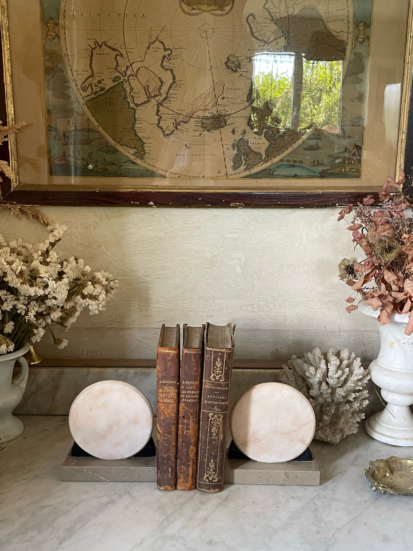 Pair of Art Deco marble and onyx bookends