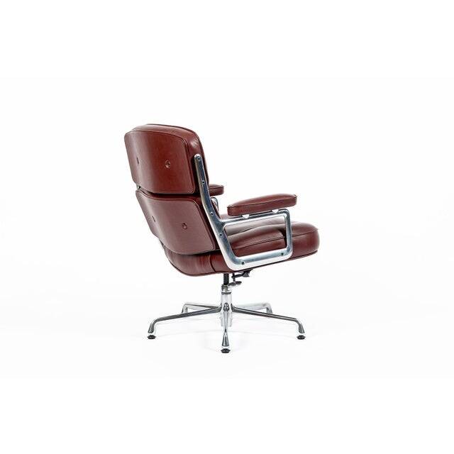 Eames Time Life Lobby office chair in red leather by Charles and Ray.