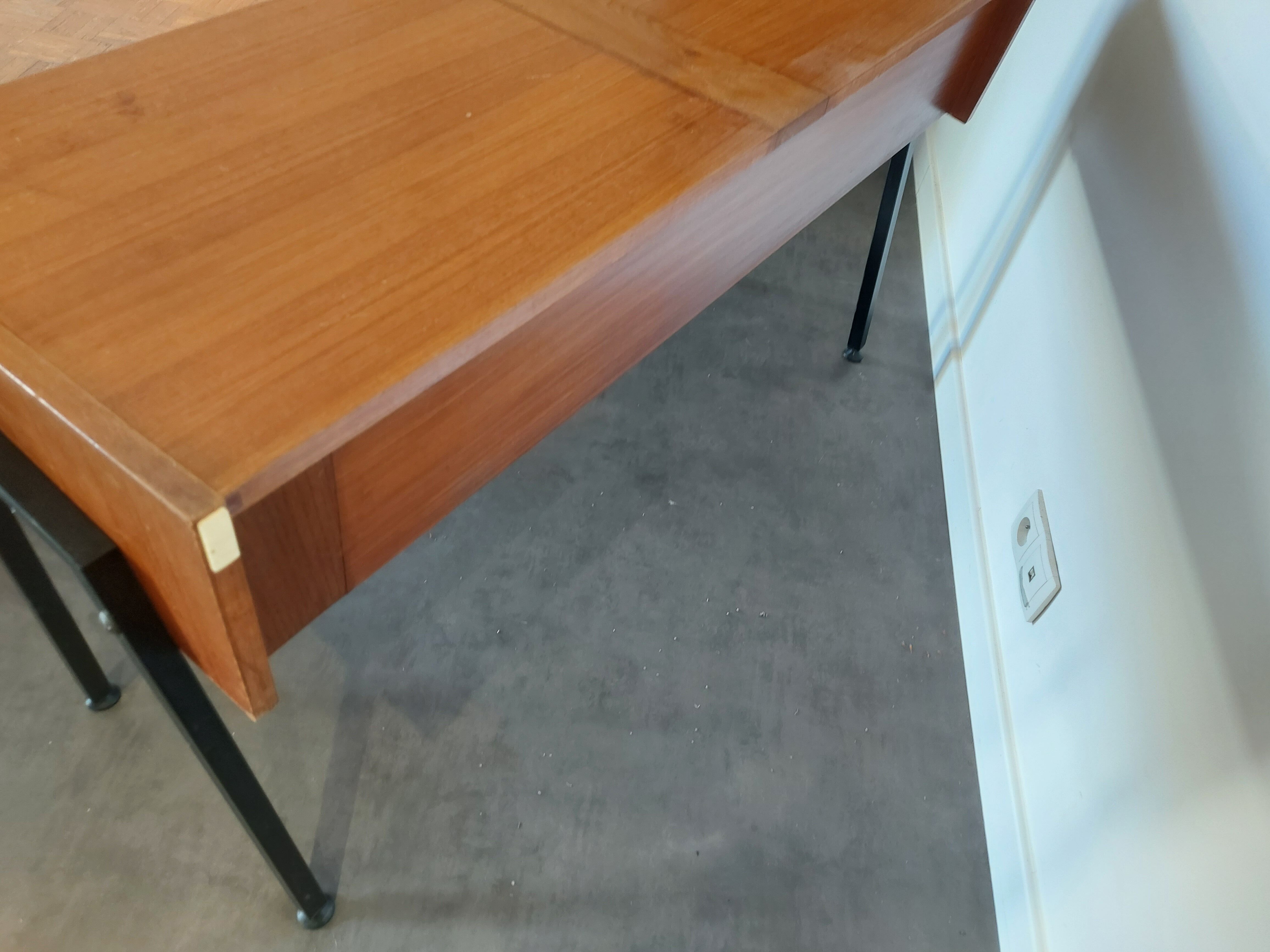 Console design 50'S