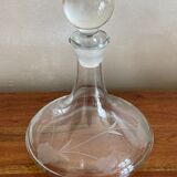 Carafe en verre gravé décor fleurs