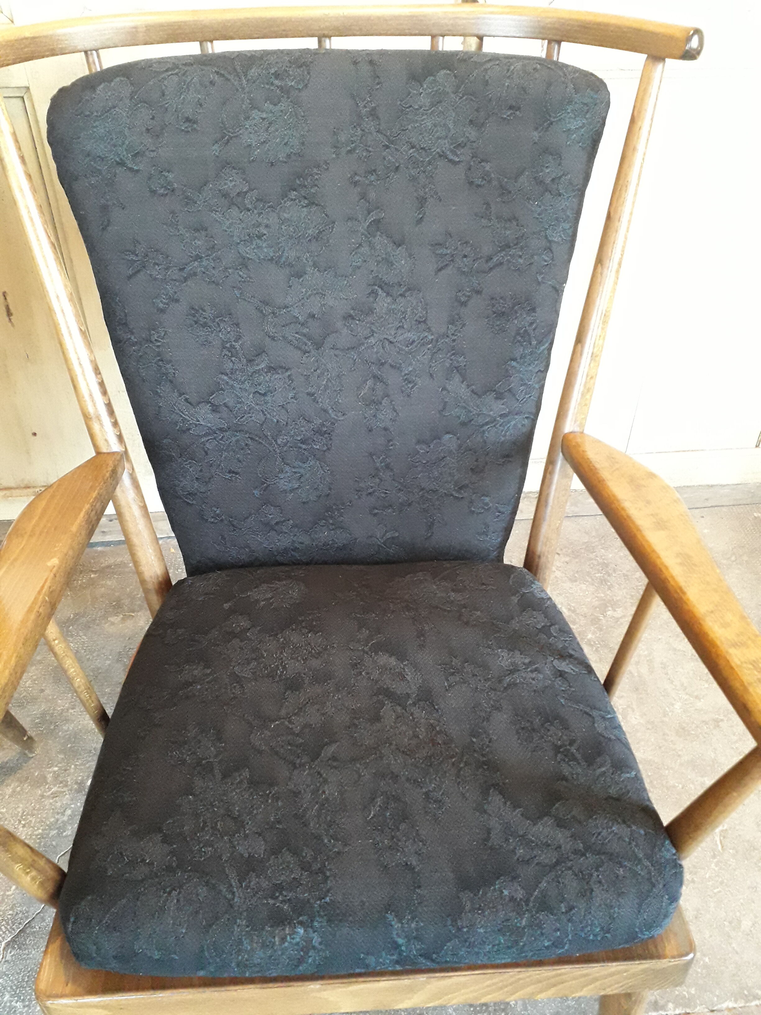 Pair of armcchairs fan Baumann