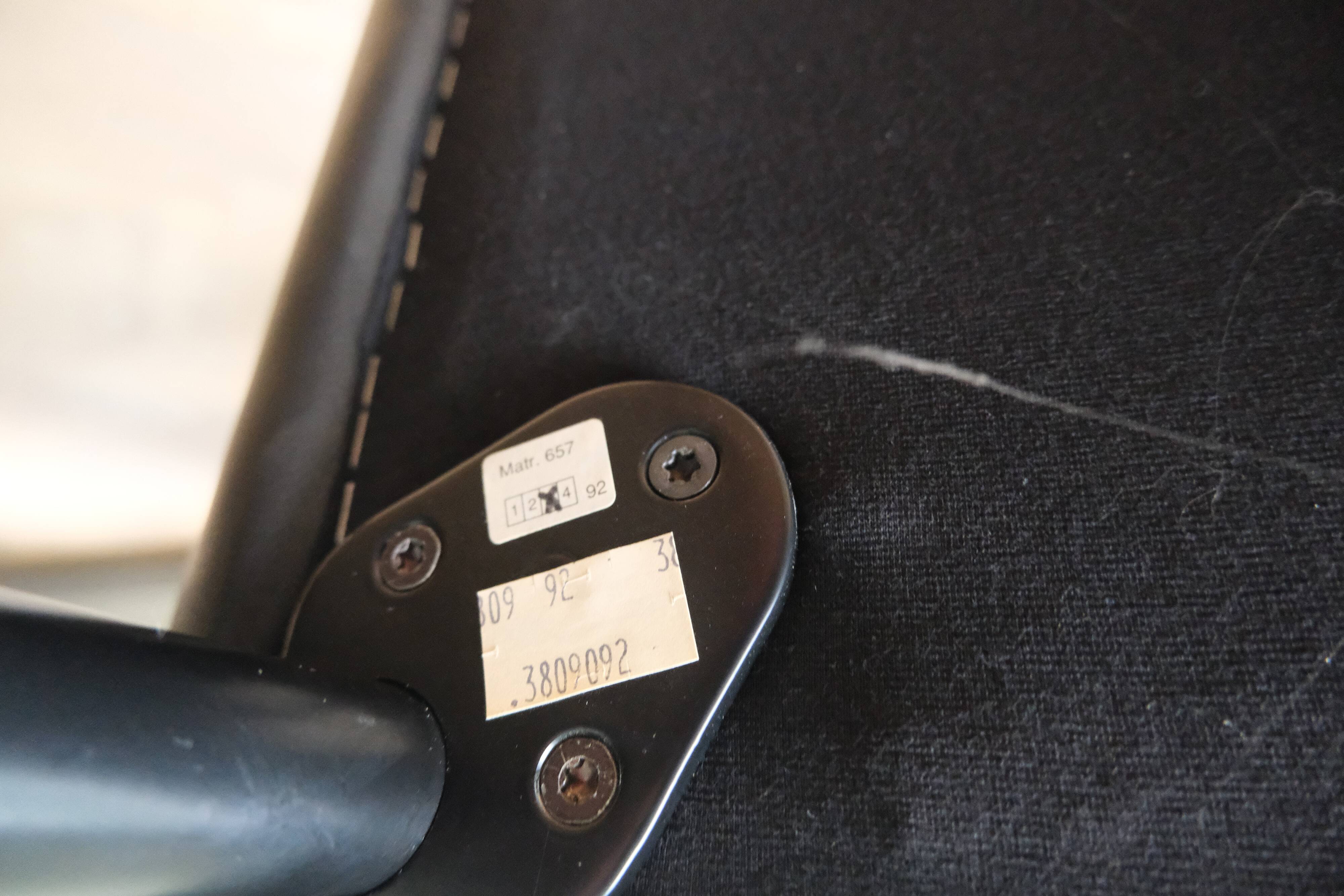 Suite de chaises "Mandarin" Ettore Sottsass pour Knoll