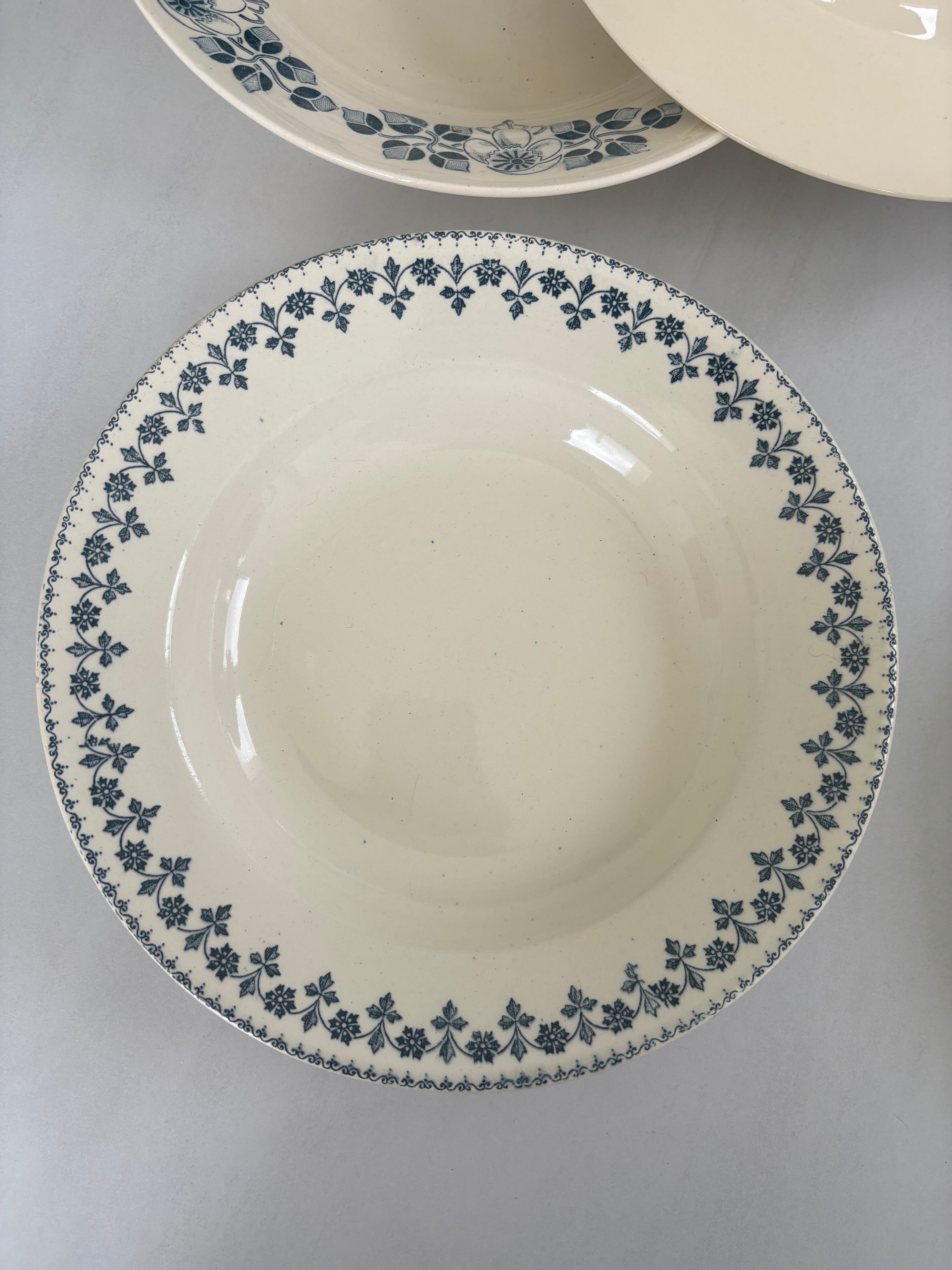 Lot 6 blue ironstone deep plates French earthenware ironstone