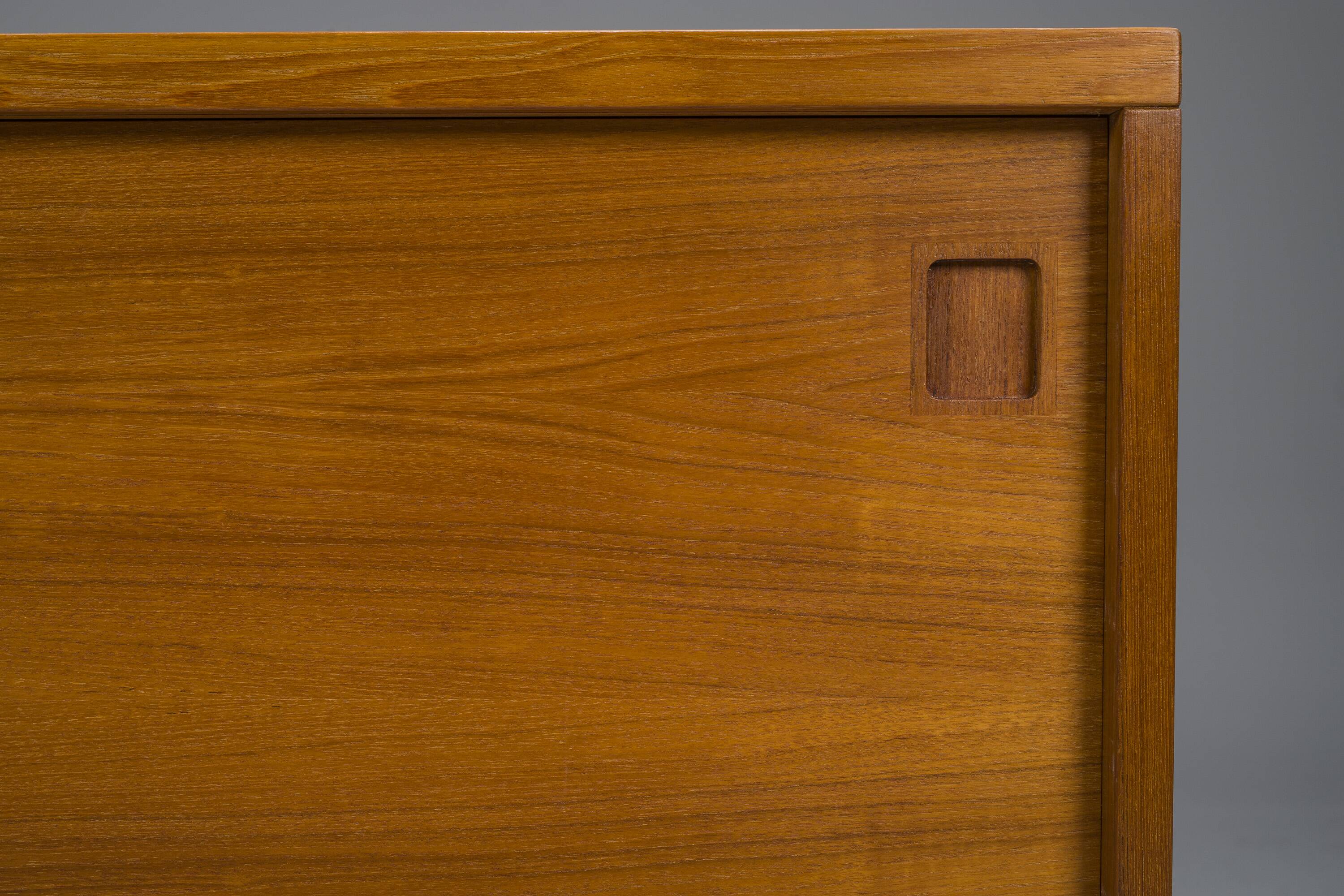 Vintage Model No. 20 Sideboard by Niels O. Møller for JL Møllers, 1960s