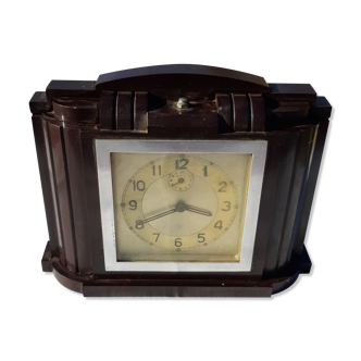 Art deco alarm clock in bakelite