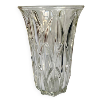 Molded glass vase