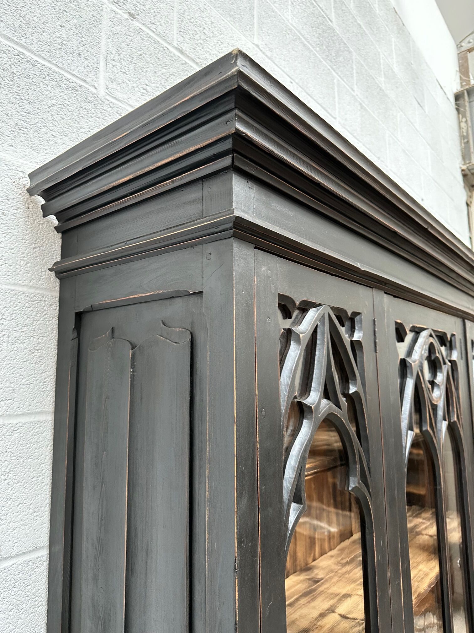Early twentieth century oak bookcase