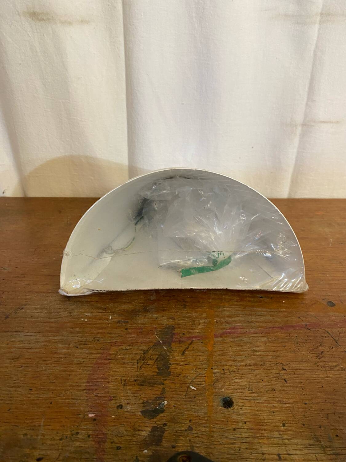 Antique KLYKA white metal wall light