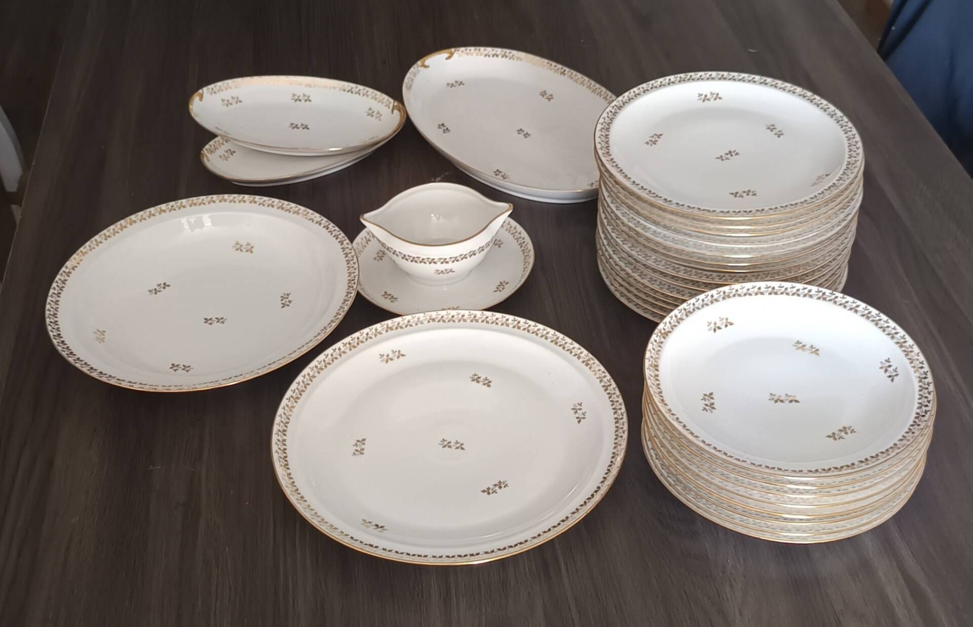 M&S Berry Limoges table service 1950