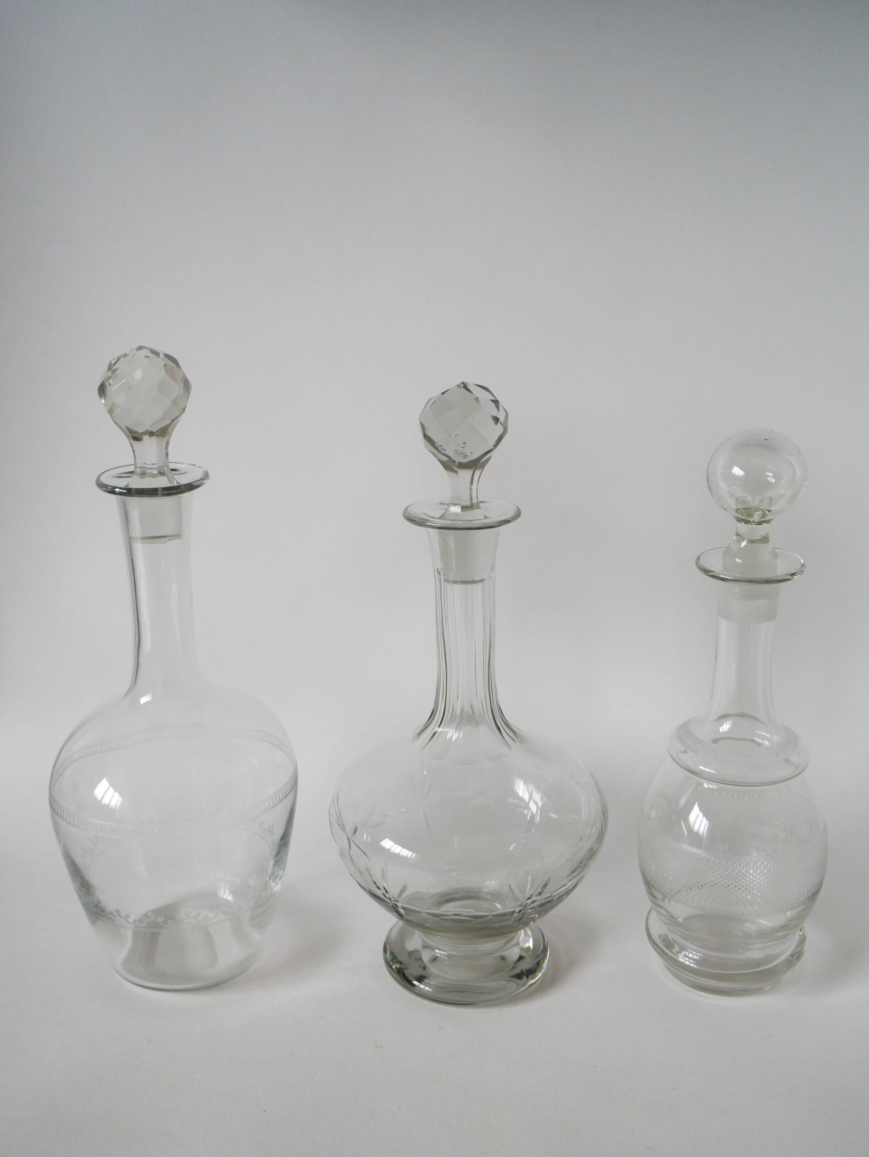 large wine carafe in chiseled glass and faceted stopper 1930